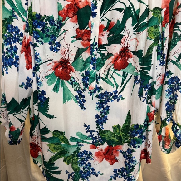 Karen Kane Floral V Neck Blouse Women's Size S - Picture 3 of 8